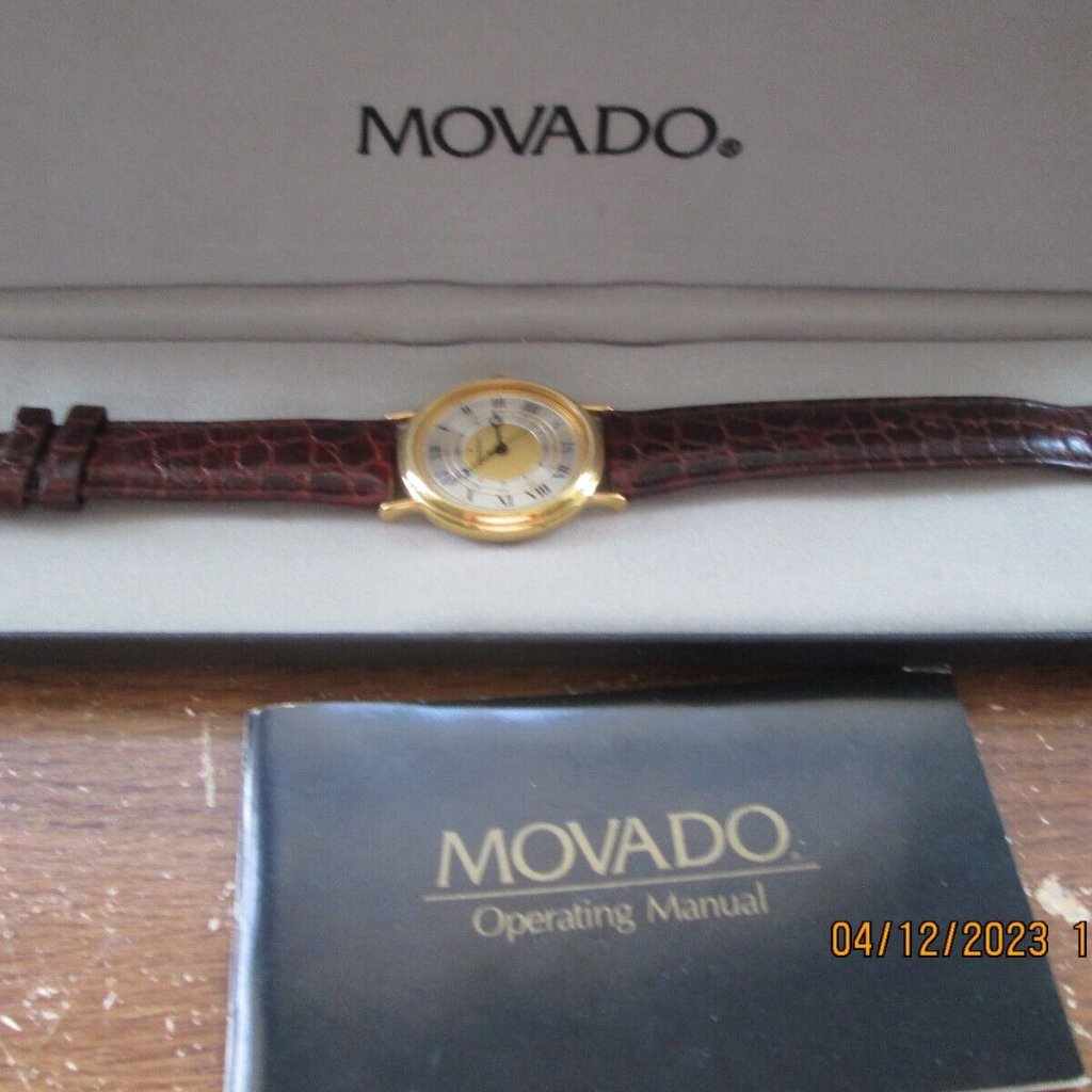 Swiss Movado Classic GoldSilver Dial Water Resistant Men&acirc;s Watch  8759885